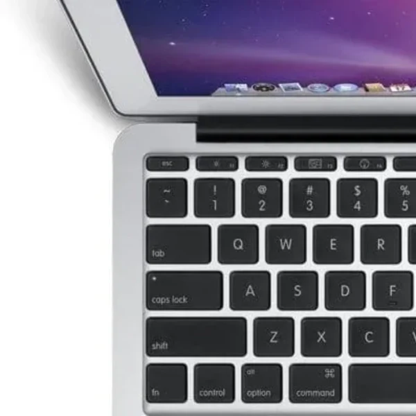 Apple MacBook Air 11-inch i5 1.4 GHz Silver Non-Retina 2014 12
