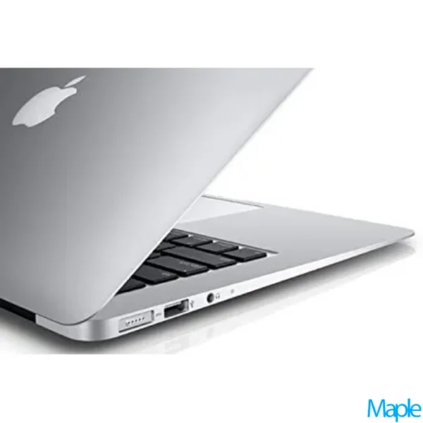 Apple MacBook Air 11-inch i5 1.4 GHz Silver Non-Retina 2014 7